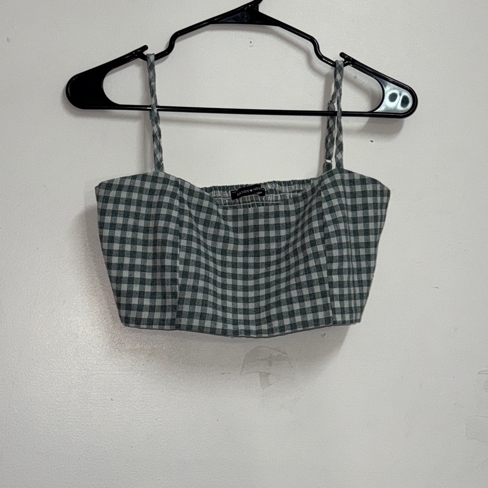 Brandy Melville palid grab crop bandeau top green brandy Melville top